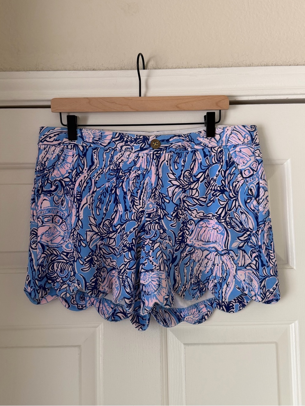 Lilly Pulitzer Blue & Pink Jellyfish Print Buttercup Shorts